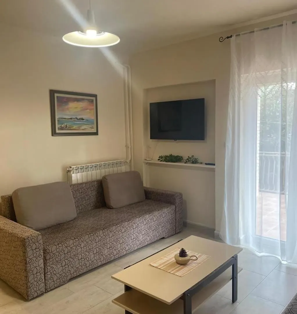 Apartmani Marco 1 Novigrad Istria 0*,